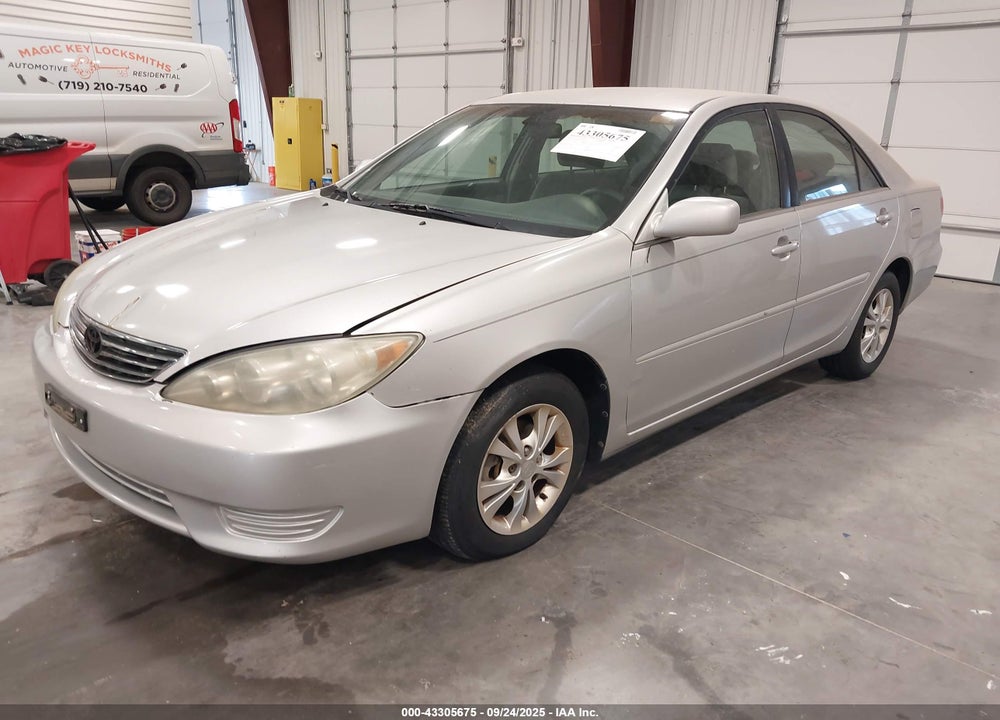 2005 TOYOTA CAMRY LE V6 VIN: 4T1BF32KX5U591683