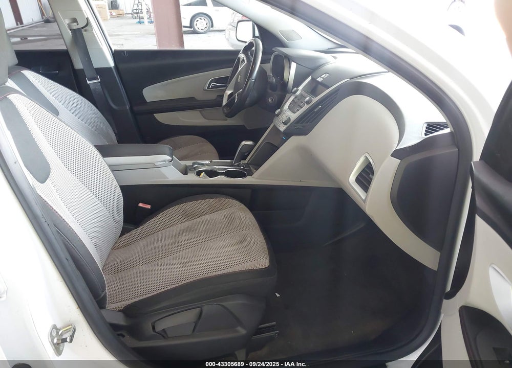 2011 CHEVROLET EQUINOX VIN: 2CNALDEC5B6260017