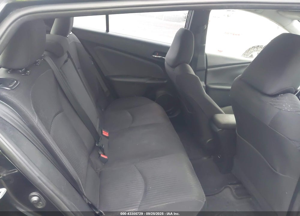 2017 TOYOTA PRIUS THREE VIN: JTDKARFUXH3044375