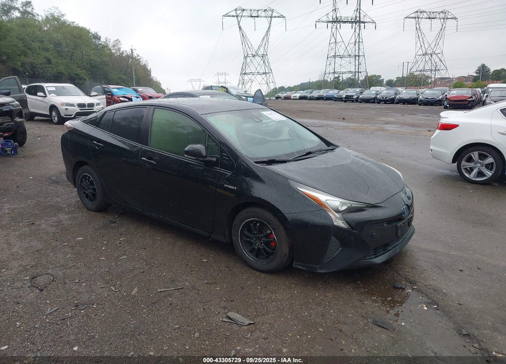 2017 TOYOTA PRIUS THREE VIN: JTDKARFUXH3044375