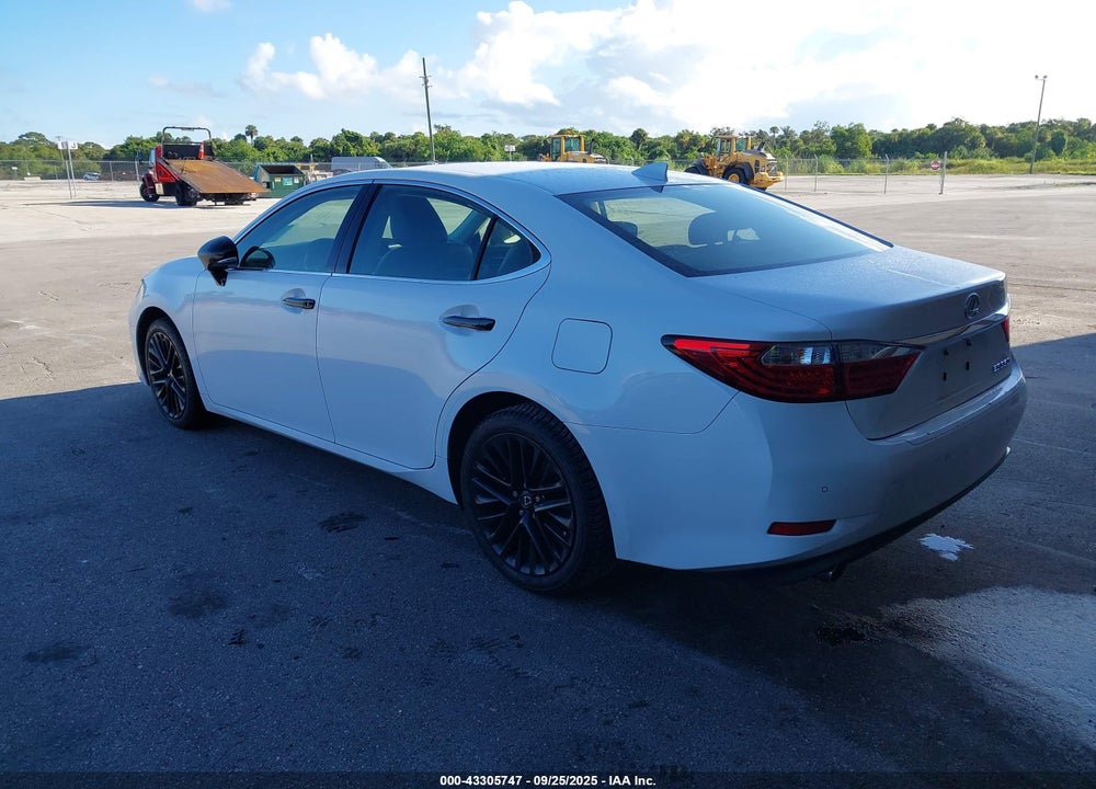 2015 LEXUS ES 350 VIN: JTHBK1GG7F2171285