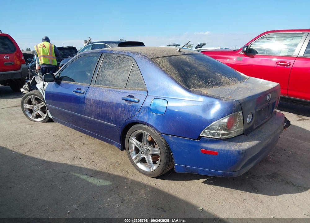 2001 LEXUS IS 300 VIN: JTHBD182610033089