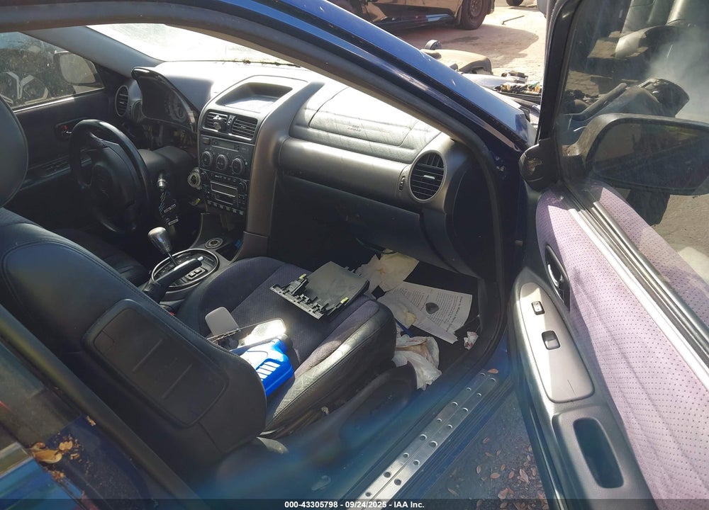 2001 LEXUS IS 300 VIN: JTHBD182610033089