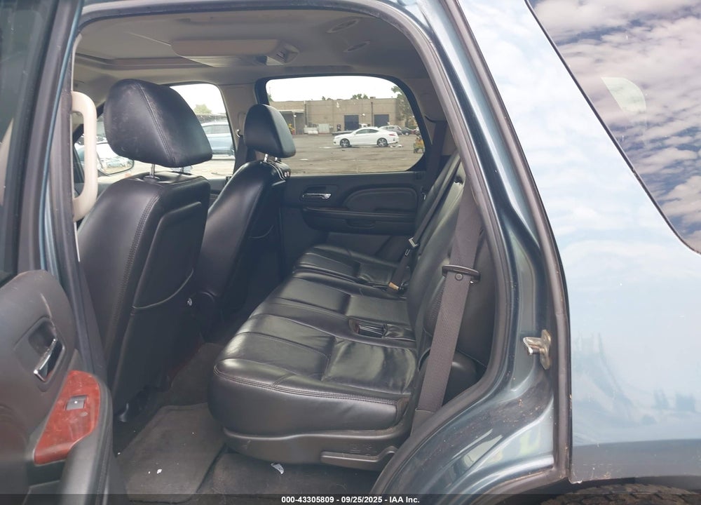 2008 CADILLAC ESCALADE VIN: 1GYFK63828R166658