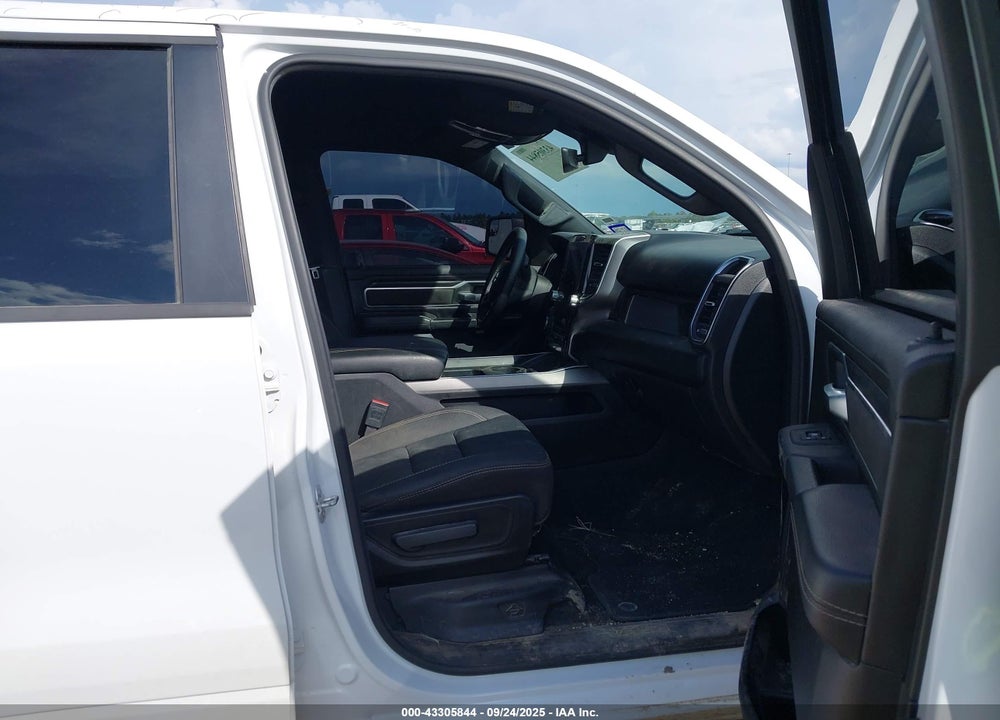 2025 RAM 1500 VIN: 1C6SRFFP5SN583927