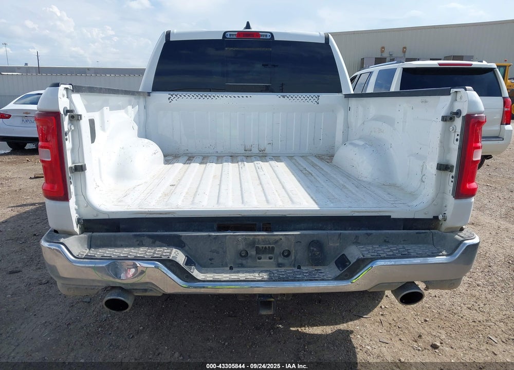 2025 RAM 1500 VIN: 1C6SRFFP5SN583927