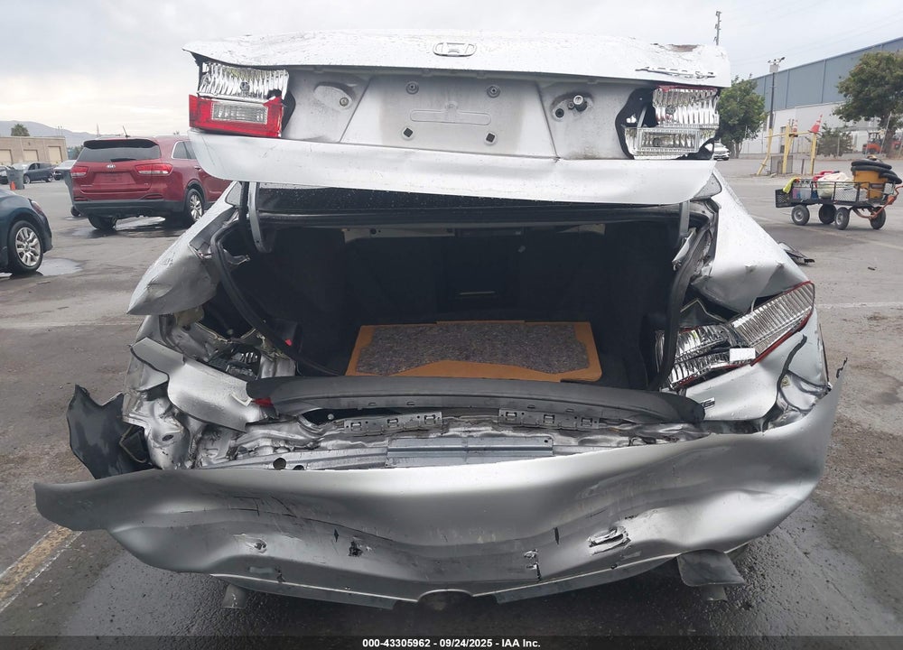 2005 HONDA ACCORD 3.0 EX VIN: 1HGCM66825A050239