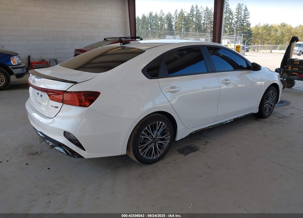 2023 KIA FORTE VIN: 3KPF54AD1PE656682