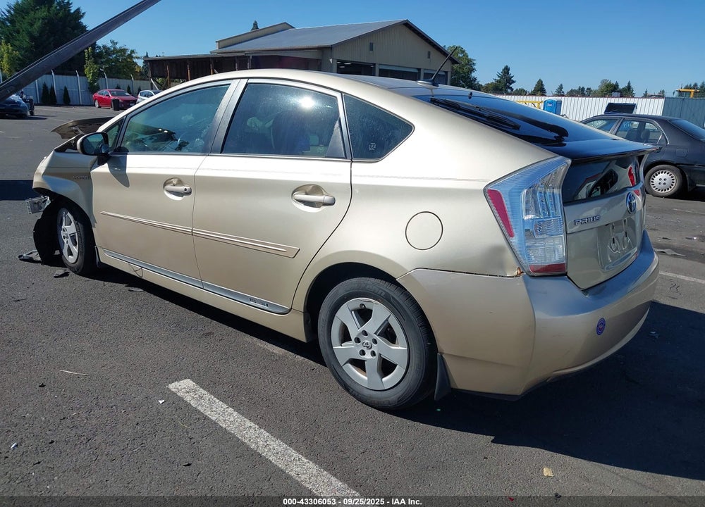 2011 TOYOTA PRIUS FOUR VIN: JTDKN3DU5B1421685