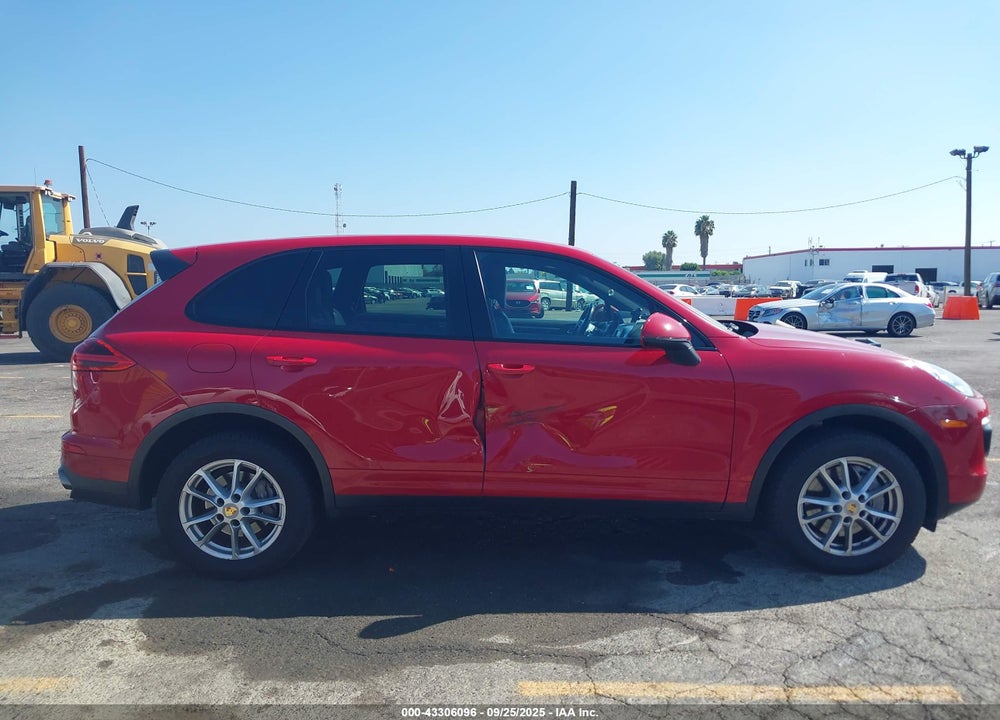 2016 PORSCHE CAYENNE VIN: WP1AA2A22GKA12838