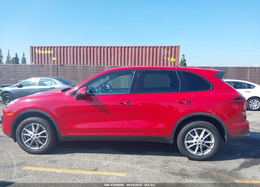 2016 PORSCHE CAYENNE VIN: WP1AA2A22GKA12838