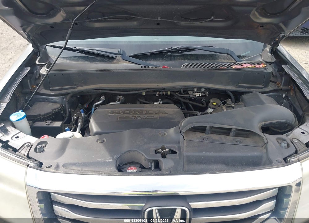 2012 HONDA PILOT VIN: 5FNYF4H44CB001044