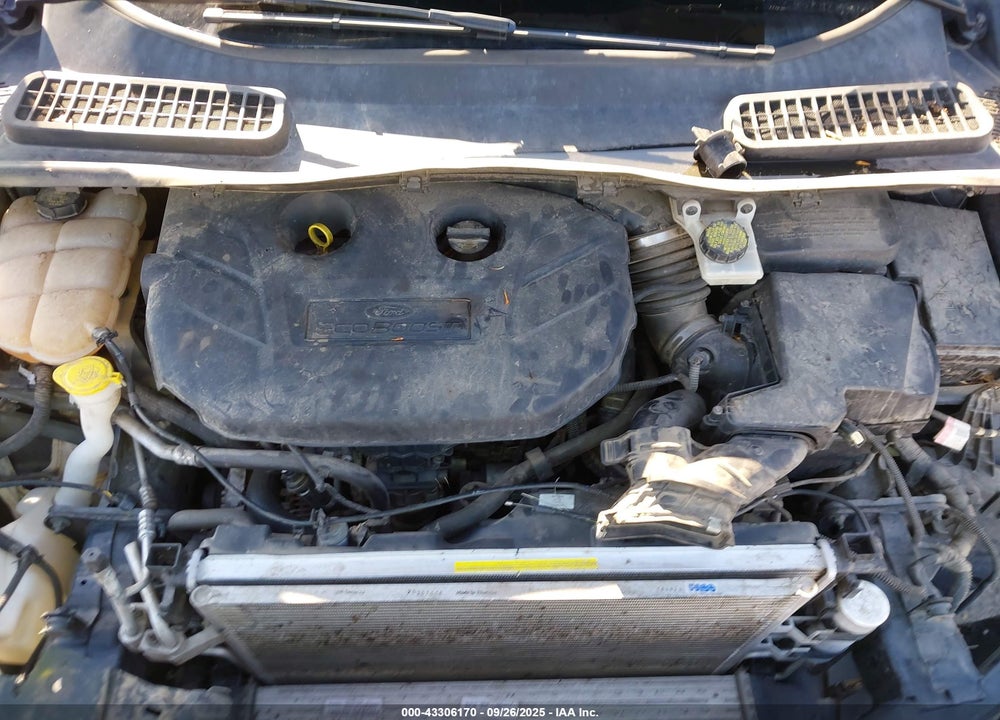 2015 FORD ESCAPE VIN: 1FMCU9G94FUA82404