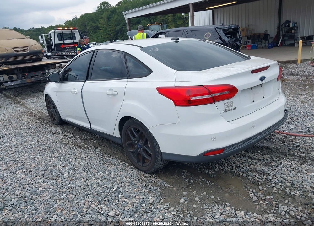 2016 FORD FOCUS VIN: 1FADP3F29GL235390
