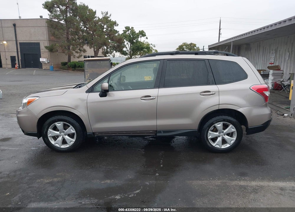 2015 SUBARU FORESTER VIN: JF2SJAFC6FH571274