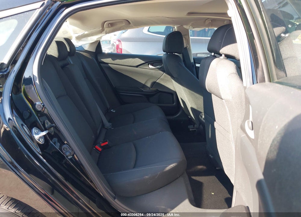 2019 HONDA CIVIC EX VIN: JHMFC1F38KX014570