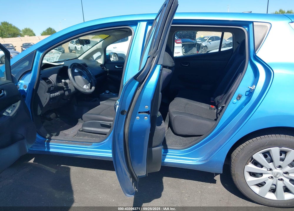 2014 NISSAN LEAF S VIN: 1N4AZ0CPXEC333305