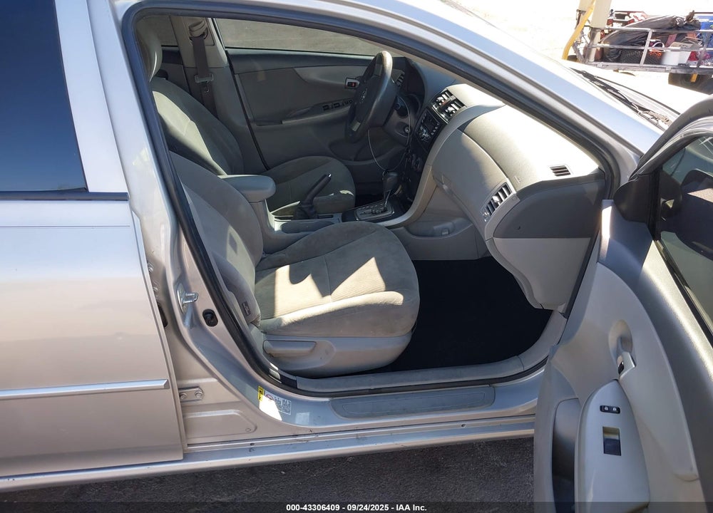 2010 TOYOTA COROLLA LE VIN: 1NXBU4EE8AZ209209
