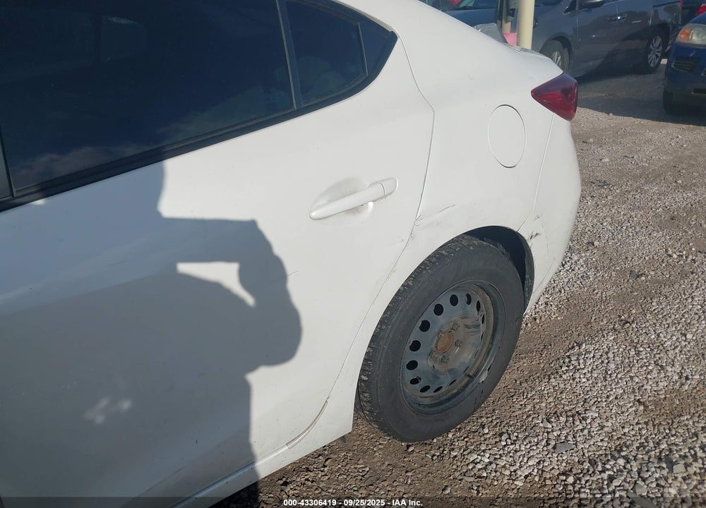 2015 MAZDA 3 VIN: JM1BM1T79F1224477