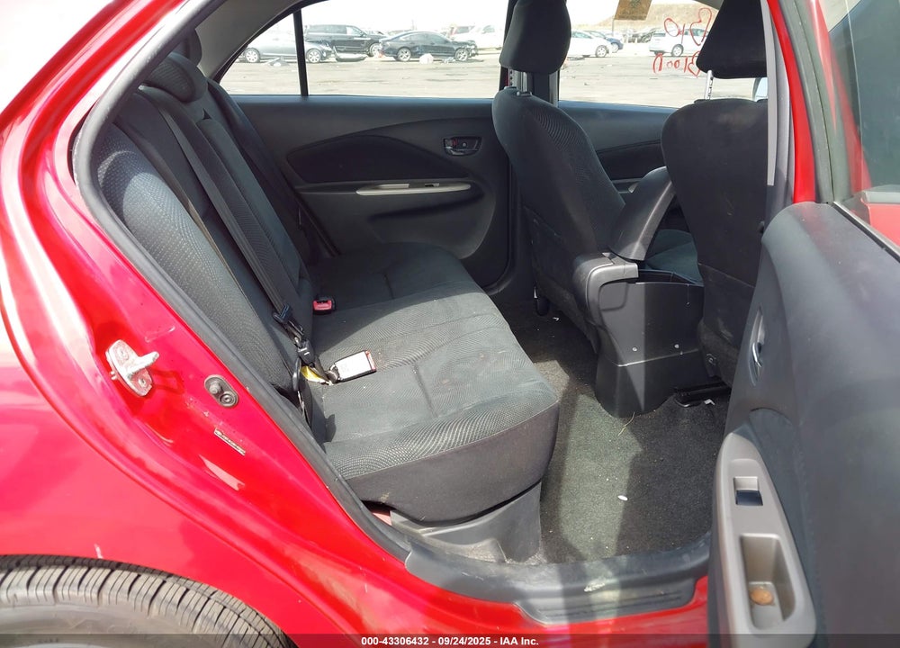 2011 TOYOTA YARIS VIN: JTDBT4K34B1405919
