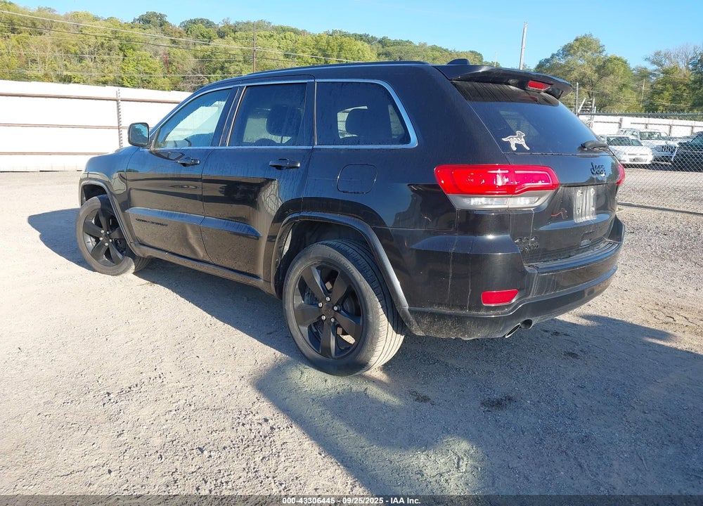 2015 JEEP GRAND CHEROKEE ALTITUDE VIN: 1C4RJFAG5FC720890