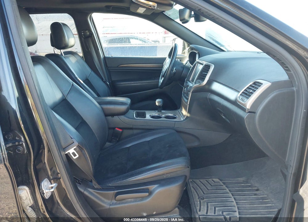 2015 JEEP GRAND CHEROKEE ALTITUDE VIN: 1C4RJFAG5FC720890