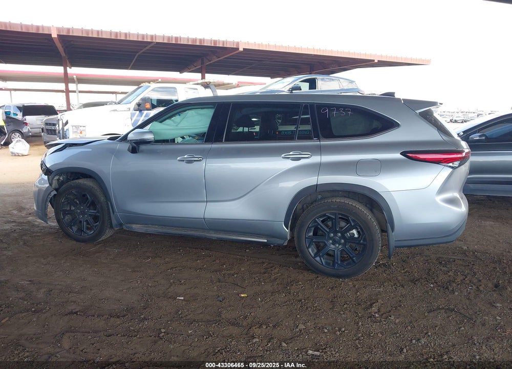 2022 TOYOTA HIGHLANDER L VIN: 5TDCZRAH2NS143399