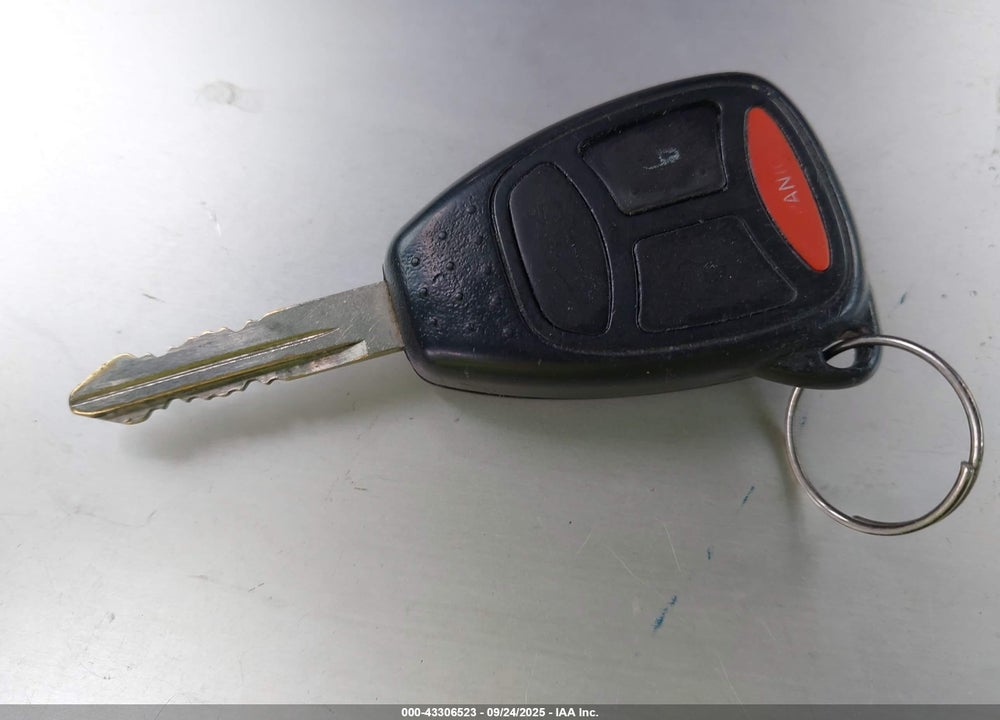 2005 CHRYSLER 300C VIN: 2C3AA63H65H145508