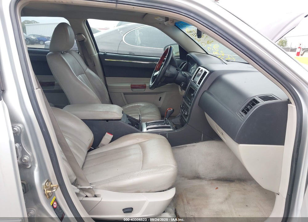 2005 CHRYSLER 300C VIN: 2C3AA63H65H145508