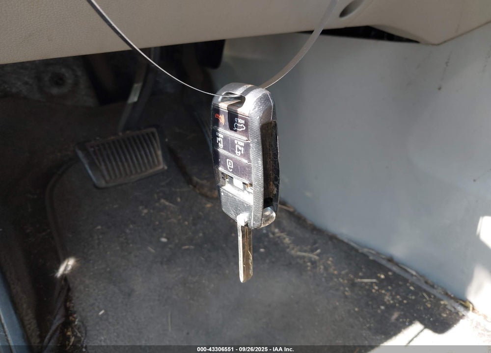 2015 KIA SEDONA LX VIN: KNDMB5C13F6066917