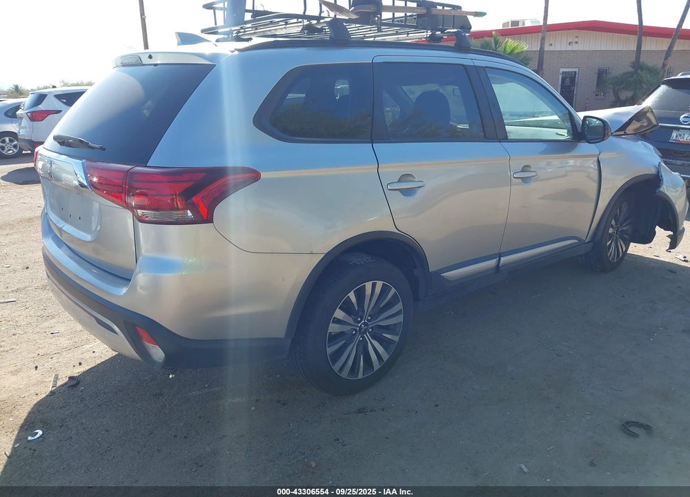 2020 MITSUBISHI OUTLANDER VIN: JA4AZ3A36LZ026648