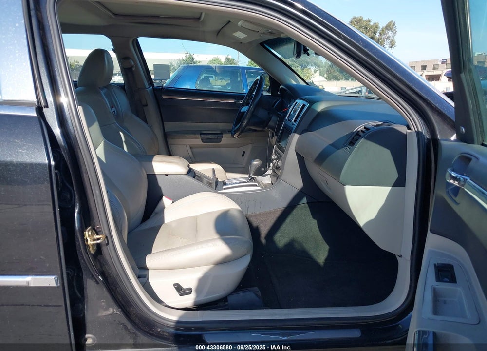 2006 CHRYSLER 300C VIN: 2C3LA63HX6H450200