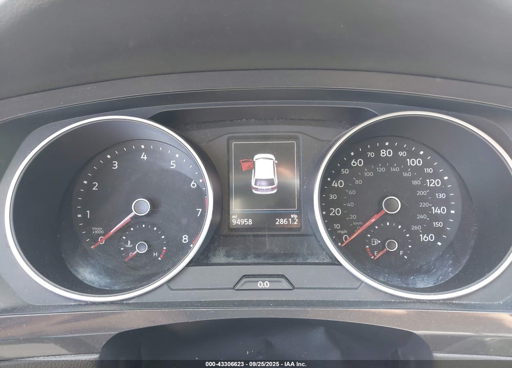 2019 VOLKSWAGEN TIGUAN VIN: 3VV3B7AX6KM144231