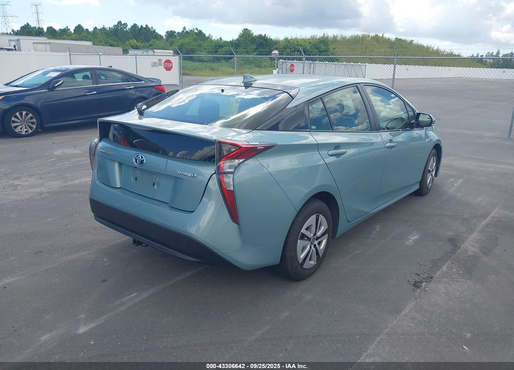 2017 TOYOTA PRIUS VIN: JTDKARFUXH3030492
