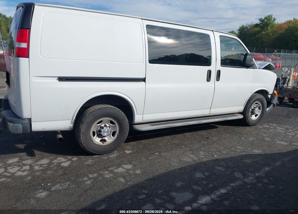 2018 CHEVROLET EXPRESS 2500 WORK VAN VIN: 1GCWGAFGXJ1906135