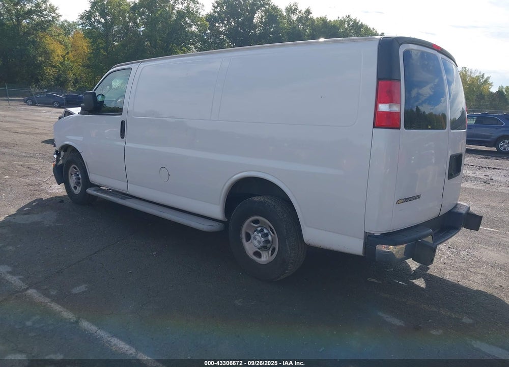 2018 CHEVROLET EXPRESS 2500 WORK VAN VIN: 1GCWGAFGXJ1906135