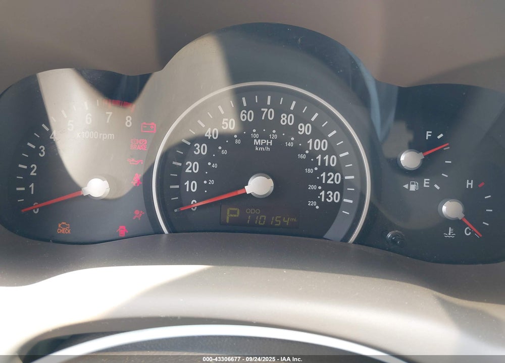 2014 KIA SEDONA LX VIN: KNDMG4C78E6589641
