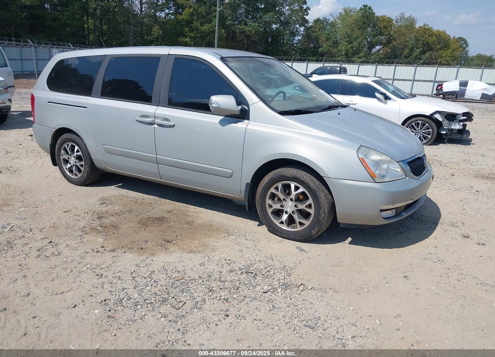 2014 KIA SEDONA LX VIN: KNDMG4C78E6589641