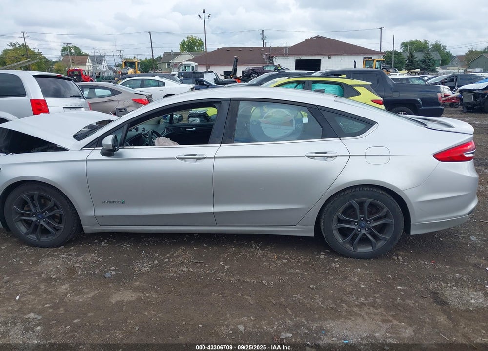 2018 FORD FUSION VIN: 3FA6P0LU6JR128352