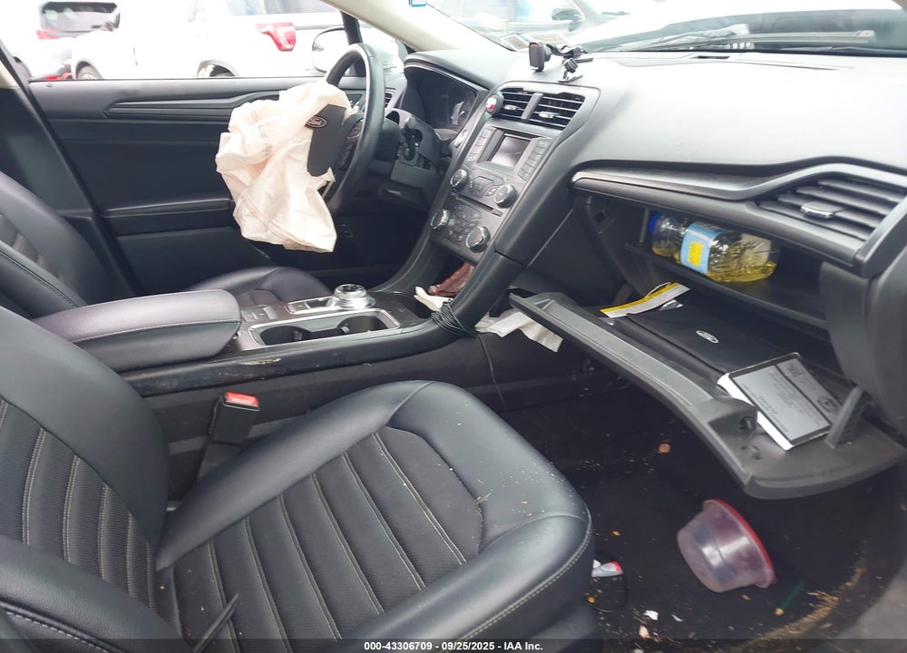 2018 FORD FUSION VIN: 3FA6P0LU6JR128352
