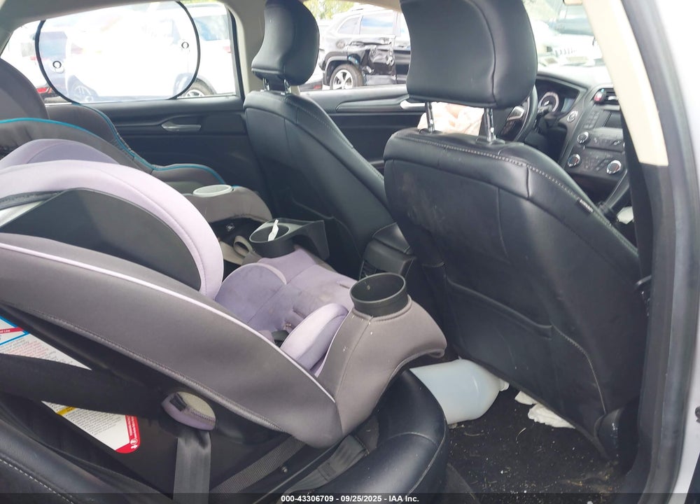 2018 FORD FUSION VIN: 3FA6P0LU6JR128352
