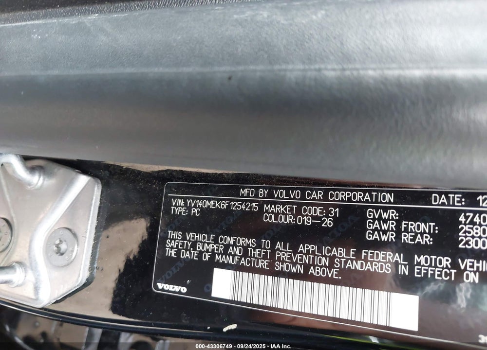 2015 VOLVO V60 VIN: YV140MEK6F1254215
