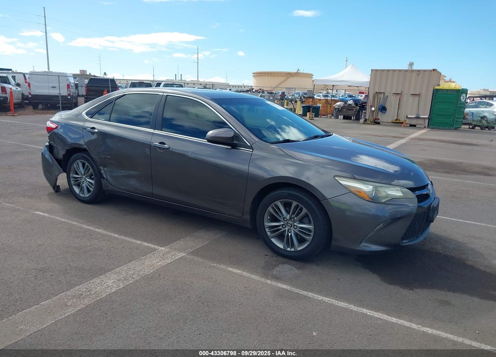 2015 TOYOTA CAMRY SE VIN: 4T1BF1FK4FU068532