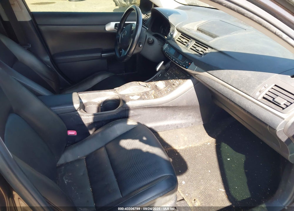 2011 LEXUS CT 200H PREMIUM VIN: JTHKD5BH4B2026183
