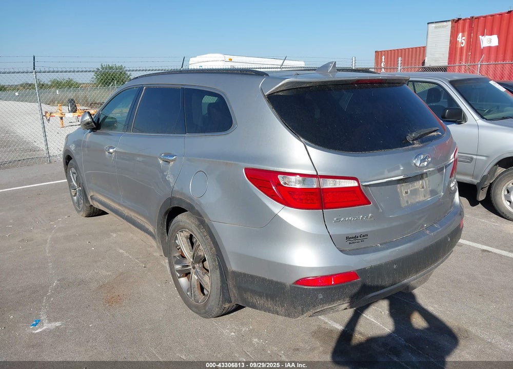 2014 HYUNDAI SANTA FE VIN: KM8SRDHF2EU037917