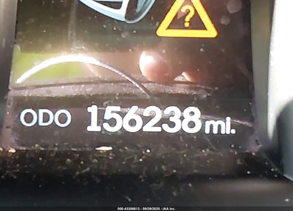 2014 HYUNDAI SANTA FE VIN: KM8SRDHF2EU037917