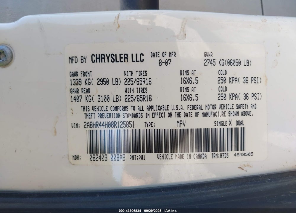 2008 CHRYSLER TOWN & COUNTRY LX VIN: 2A8HR44H08R125851