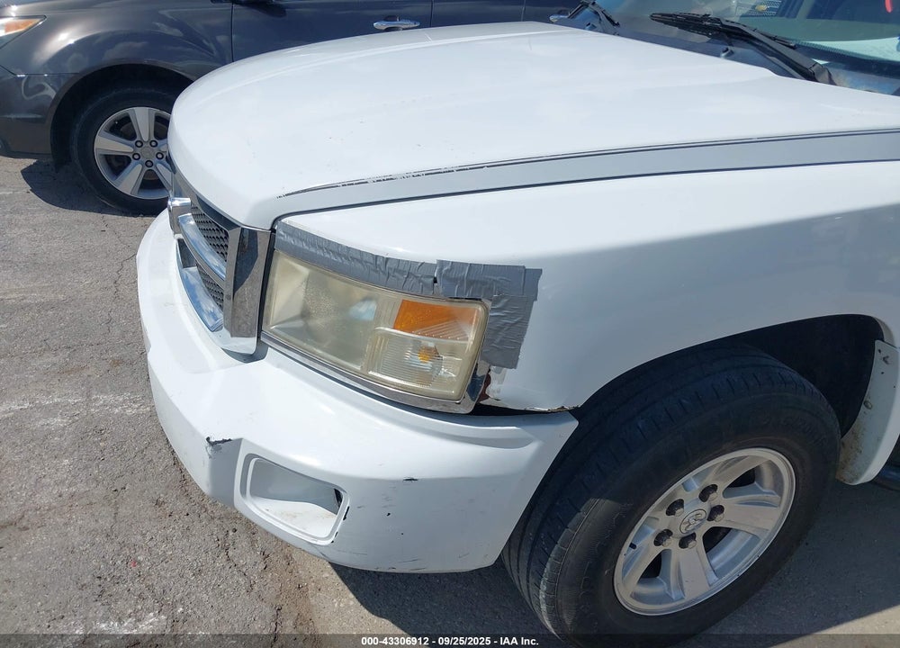 2008 DODGE DAKOTA SLT VIN: 1D7HE42K98S518396