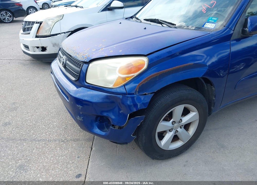 2005 TOYOTA RAV4 VIN: JTEGD20V550088718
