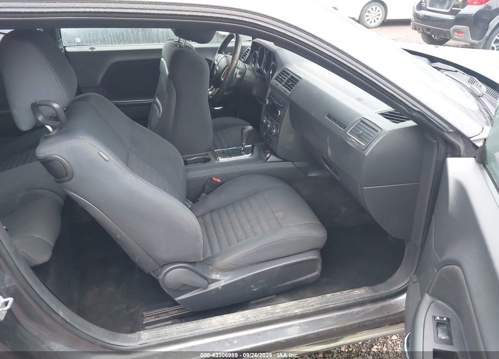 2013 DODGE CHALLENGER VIN: 2C3CDYBTXDH742323